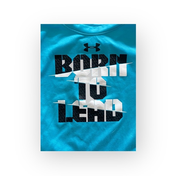 Boys Under Armour Heat Gear Shirt size 2T - Picture 2 of 4